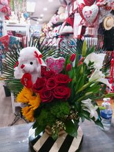 Load image into Gallery viewer, I love you arrangement
