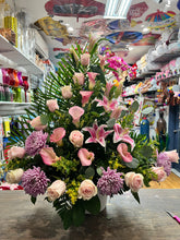 Load image into Gallery viewer, Pink Cala lily arrangements
